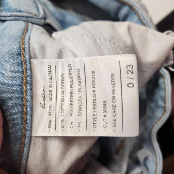 KanCan Women's Light Wash Skinny Jeans with Frayed Hem- 0/23 - Picture 8 of 9